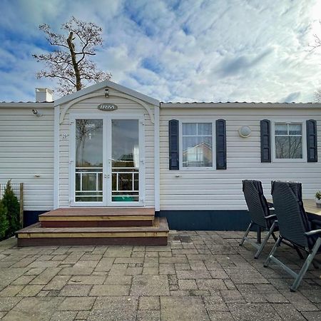 Knus En Modern Ingericht Chalet Met Gratis Wifi Villa Tzummarum Ngoại thất bức ảnh