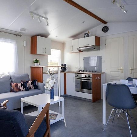 Knus En Modern Ingericht Chalet Met Gratis Wifi Villa Tzummarum Ngoại thất bức ảnh